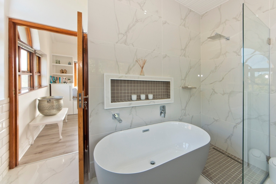 6 Bedroom Property for Sale in The Heads Western Cape
